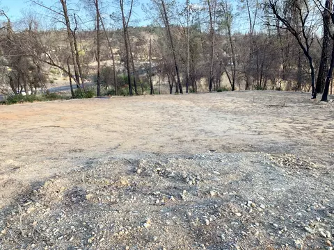 10031 Victoria Dr, Redding, CA 96001 photo 5