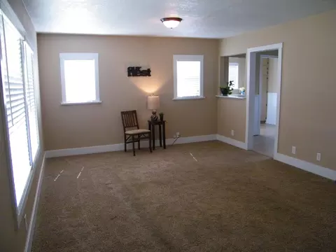 5826 E Bonnyview Rd, Redding, CA 96001 photo 2