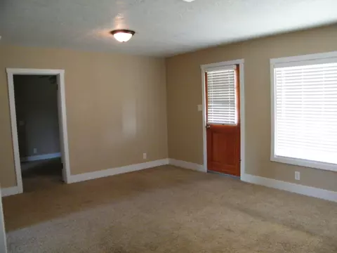5826 E Bonnyview Rd, Redding, CA 96001 photo 3