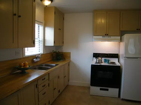 5826 E Bonnyview Rd, Redding, CA 96001 photo 4