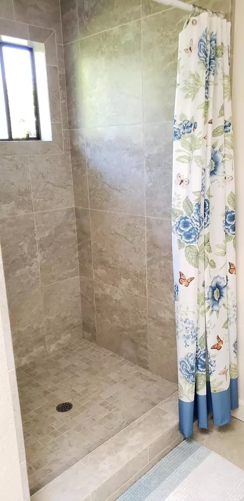 6982 Granada Dr, Redding, CA 96002 photo 20