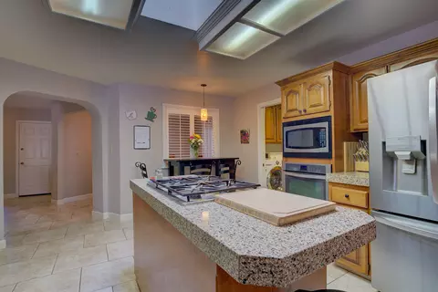 6982 Granada Dr, Redding, CA 96002 photo 11