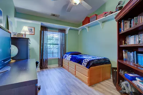 6982 Granada Dr, Redding, CA 96002 photo 21