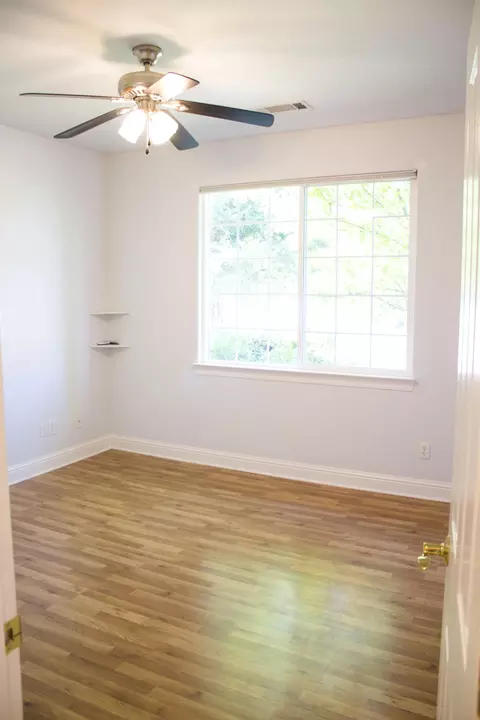2147 Princeton Way, Redding, CA 96003 photo 12