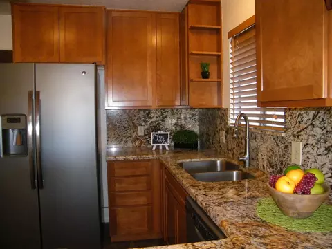 2258 Venus Way, Redding, CA 96002 photo 12