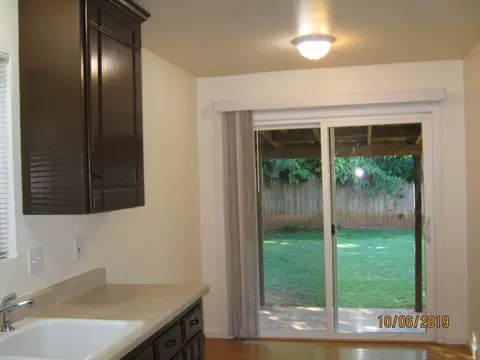 2277 Galaxy Way, Redding, CA 96002 photo 6