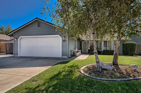 2531 Dewberry Dr, Redding, CA 96003 photo 2