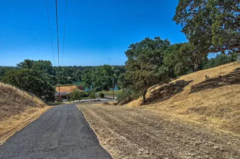 22488 Adobe, Red Bluff, CA 96080 photo 3