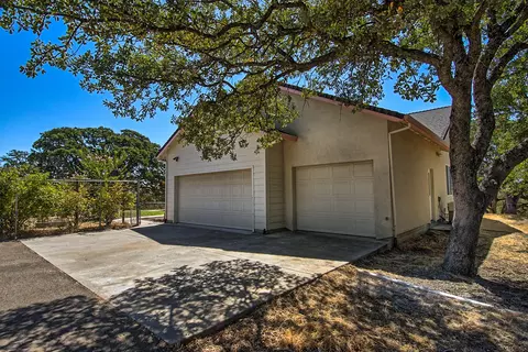22488 Adobe, Red Bluff, CA 96080 photo 2