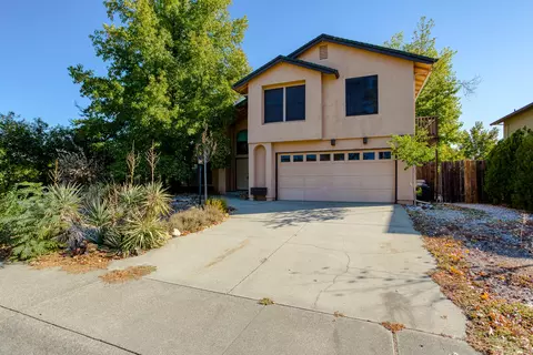 543 Chancellor Blvd, Redding, CA 96003 photo 2