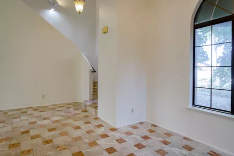 543 Chancellor Blvd, Redding, CA 96003 photo 11