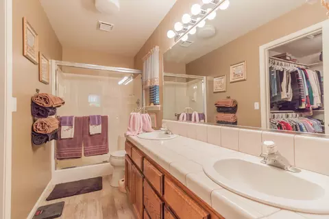 2835 Blue Bell Dr, Redding, CA 96001 photo 12