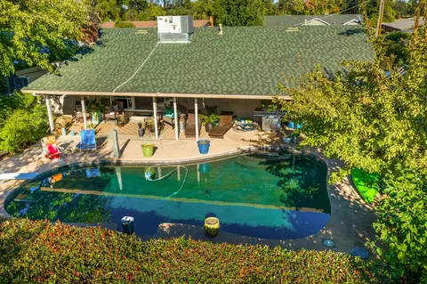 6900 Riverside Dr, Redding, CA 96001 photo 25