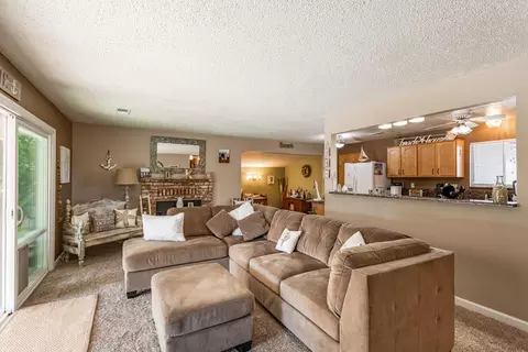 6900 Riverside Dr, Redding, CA 96001 photo 13