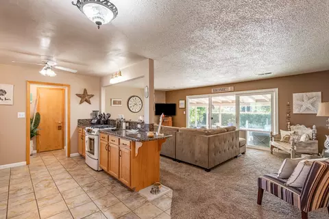 6900 Riverside Dr, Redding, CA 96001 photo 5