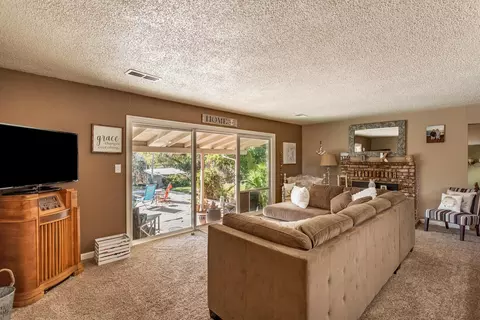 6900 Riverside Dr, Redding, CA 96001 photo 11