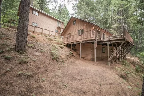 621 Lake Forest Dr, Trinity Center, CA 96091 photo 1