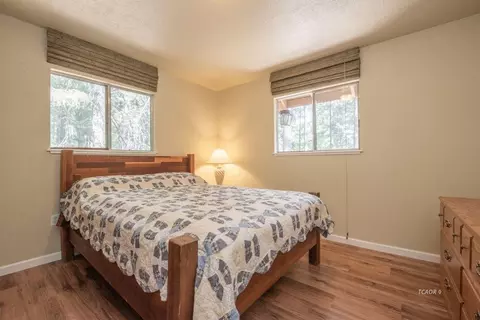 621 Lake Forest Dr, Trinity Center, CA 96091 photo 7