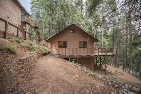 621 Lake Forest Dr, Trinity Center, CA 96091 photo 68