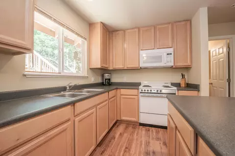 621 Lake Forest Dr, Trinity Center, CA 96091 photo 44