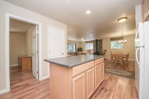 621 Lake Forest Dr, Trinity Center, CA 96091 photo 45
