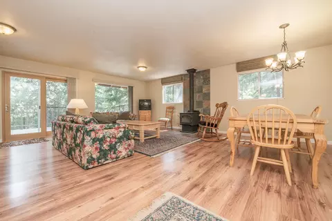 621 Lake Forest Dr, Trinity Center, CA 96091 photo 5