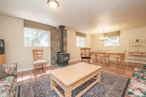 621 Lake Forest Dr, Trinity Center, CA 96091 photo 33