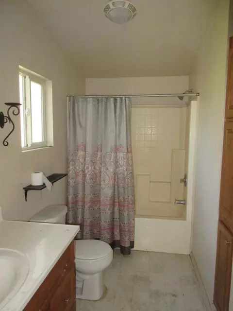 6967 Weeks Rd, Redding, CA 96002 photo 10