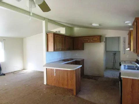 6967 Weeks Rd, Redding, CA 96002 photo 9