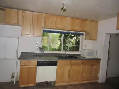 6967 Weeks Rd, Redding, CA 96002 photo 20