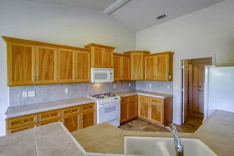 3738 Sunglow Dr, Redding, CA 96001 photo 46