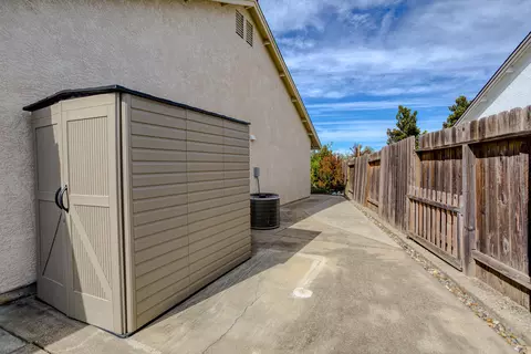 3738 Sunglow Dr, Redding, CA 96001 photo 22