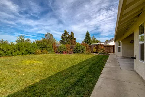 3738 Sunglow Dr, Redding, CA 96001 photo 48