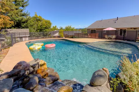 4550 Moyvane Dr, Redding, CA 96001 photo 47