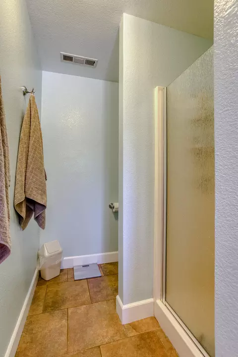 4550 Moyvane Dr, Redding, CA 96001 photo 26