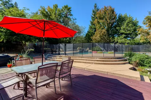 4550 Moyvane Dr, Redding, CA 96001 photo 4