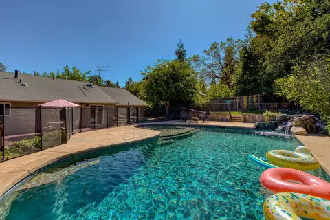 4550 Moyvane Dr, Redding, CA 96001 photo 46
