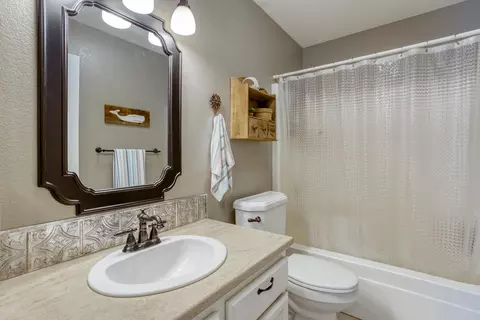 4550 Moyvane Dr, Redding, CA 96001 photo 25
