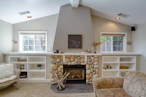 4550 Moyvane Dr, Redding, CA 96001 photo 10