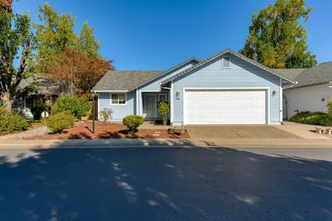 265 Yolla Bolly Trl, Redding, CA 96003 photo 1
