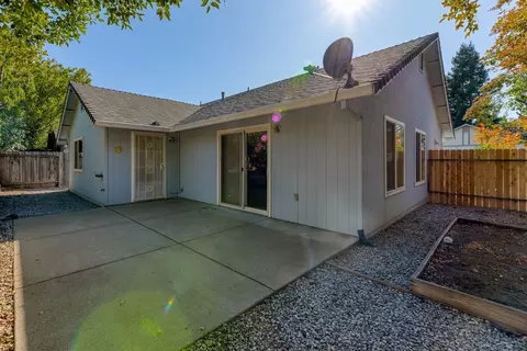 265 Yolla Bolly Trl, Redding, CA 96003 photo 13