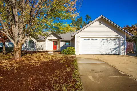 3735 Mchale Way, Redding, CA 96001 photo 1