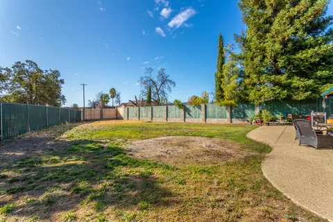 17003 Santa Barbara Dr, Redding, CA 96003 photo 16