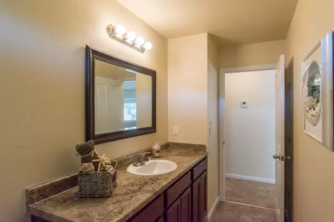 16953 Cape Cod Dr, Redding, CA 96003 photo 13