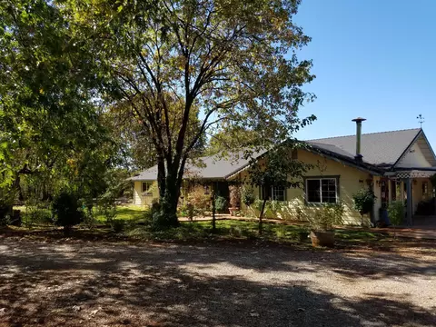 7200 Pine Bluff Dr, Shingletown, CA 96088 photo 2