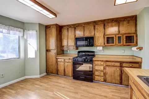 1291 Whistling Dr, Redding, CA 96003 photo 12