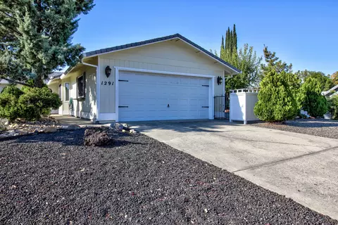 1291 Whistling Dr, Redding, CA 96003 photo 4