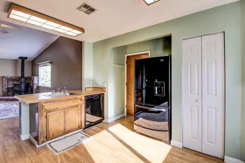 1291 Whistling Dr, Redding, CA 96003 photo 13