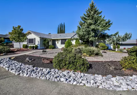 1291 Whistling Dr, Redding, CA 96003 photo 1