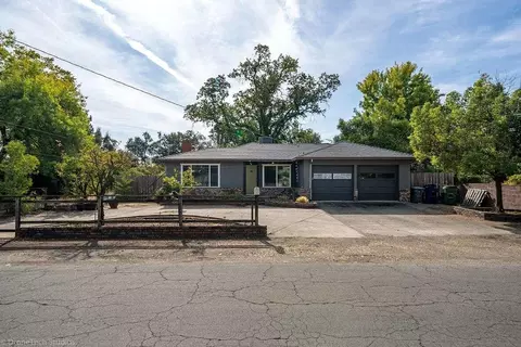 59 Wilshire Dr, Redding, CA 96002 photo 1